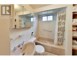 8 Alhambra Avenue, Toronto, ON M6R2S3 Photo 17