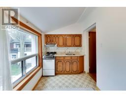 8 Alhambra Avenue, Toronto, ON M6R2S3 Photo 18