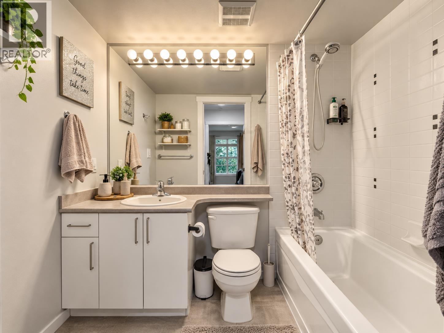 213 3142 St Johns Street, Port Moody — photo 16
