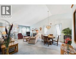 Dining room - 183 Doran Crescent, Red Deer, AB T4R2K3 Photo 8