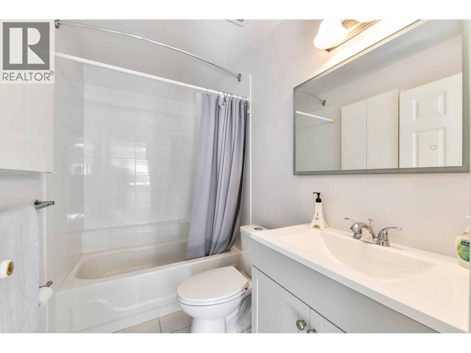 Photo of 20130 TELEP AVENUE 27