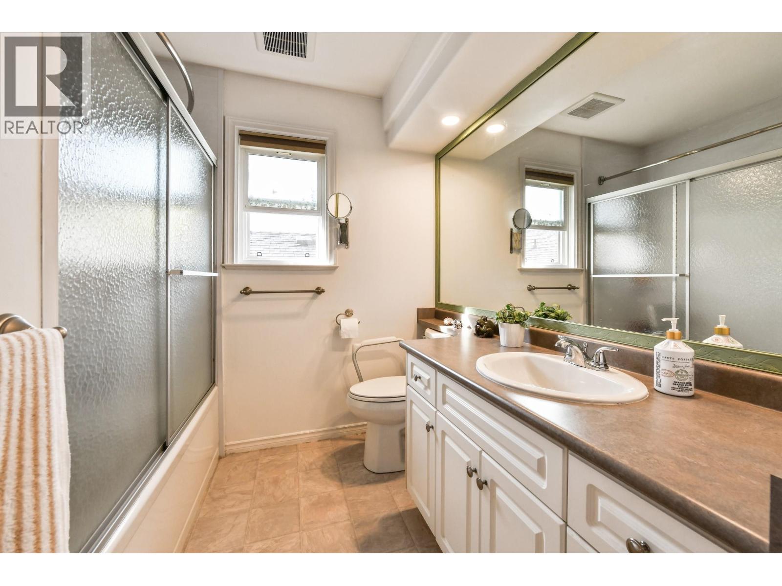 Photo of 20130 TELEP AVENUE 20