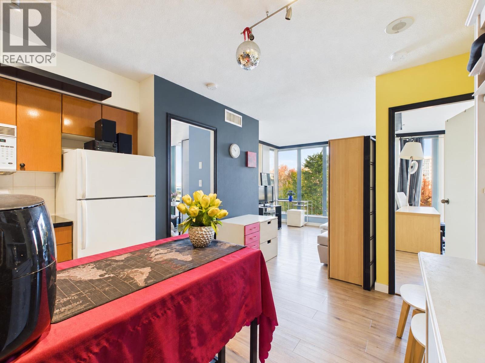 Photo of 903 5911 ALDERBRIDGE WAY 9