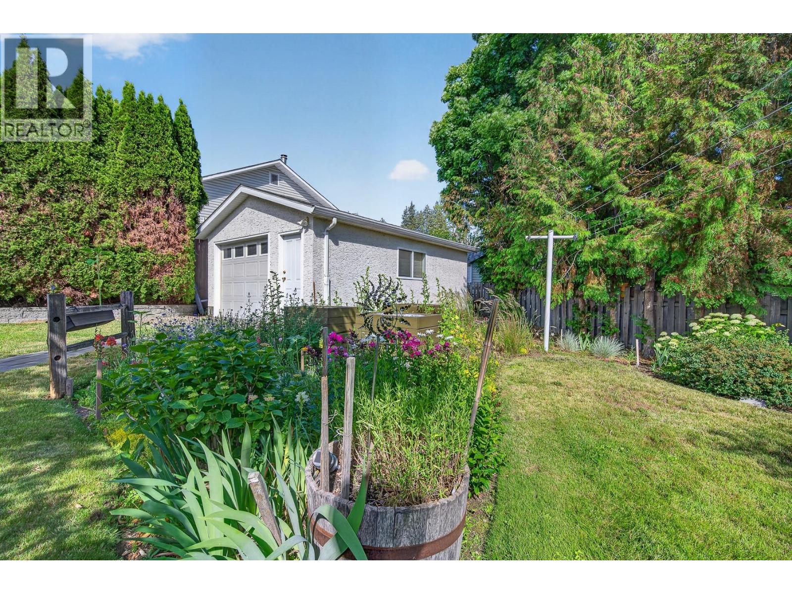3716 Salloum Road, West Kelowna - Image 1