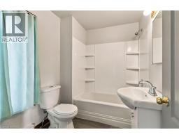 139 Grand River Avenue Unit# Lower, Brantford, ON N3T4X5 Photo 7