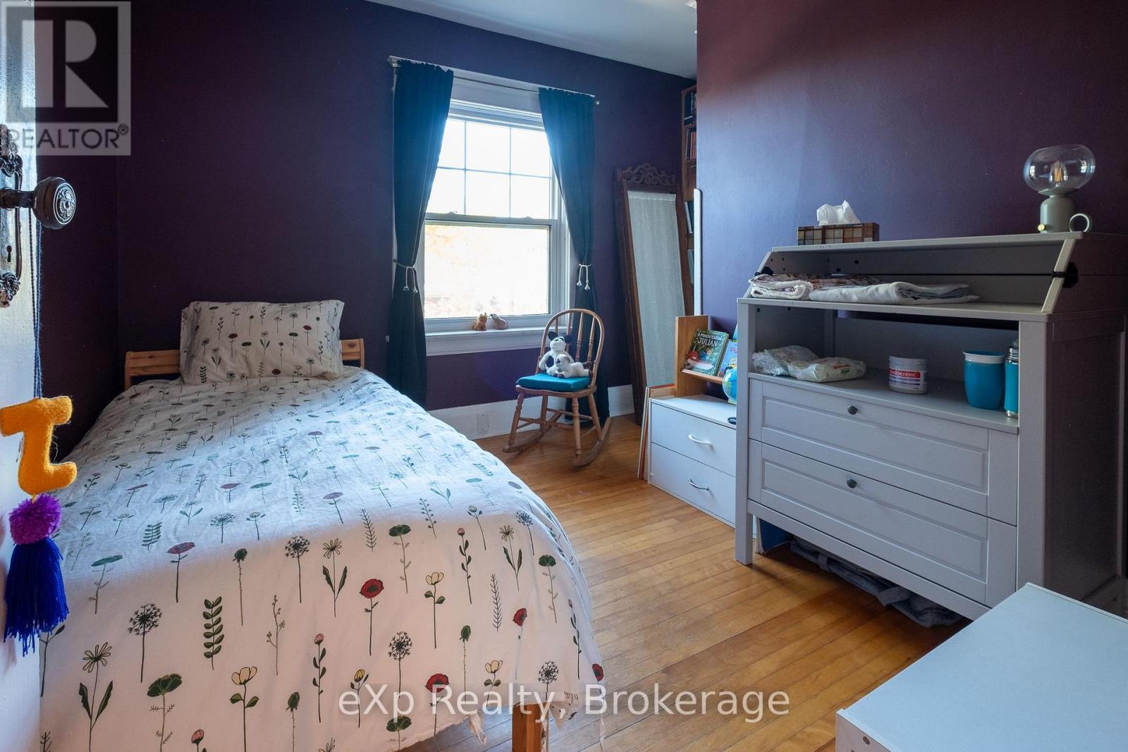 1090 4TH AVENUE A W - 20