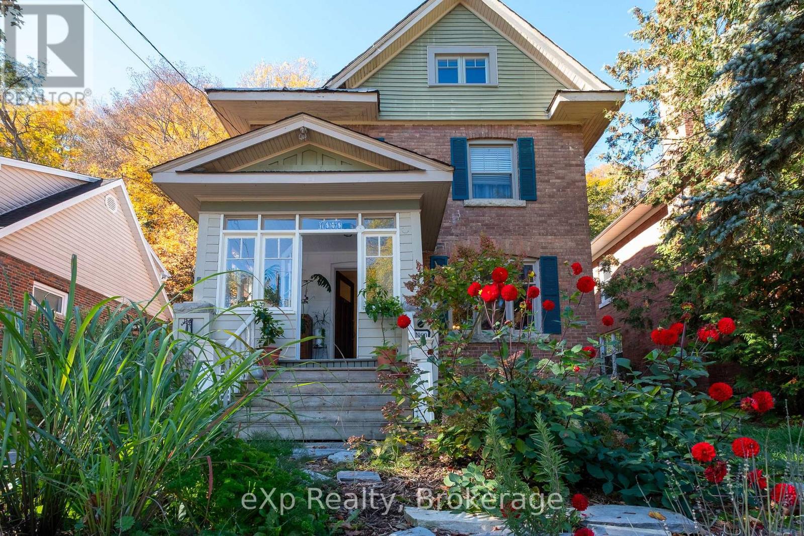 1090 4th Avenue A photo 4