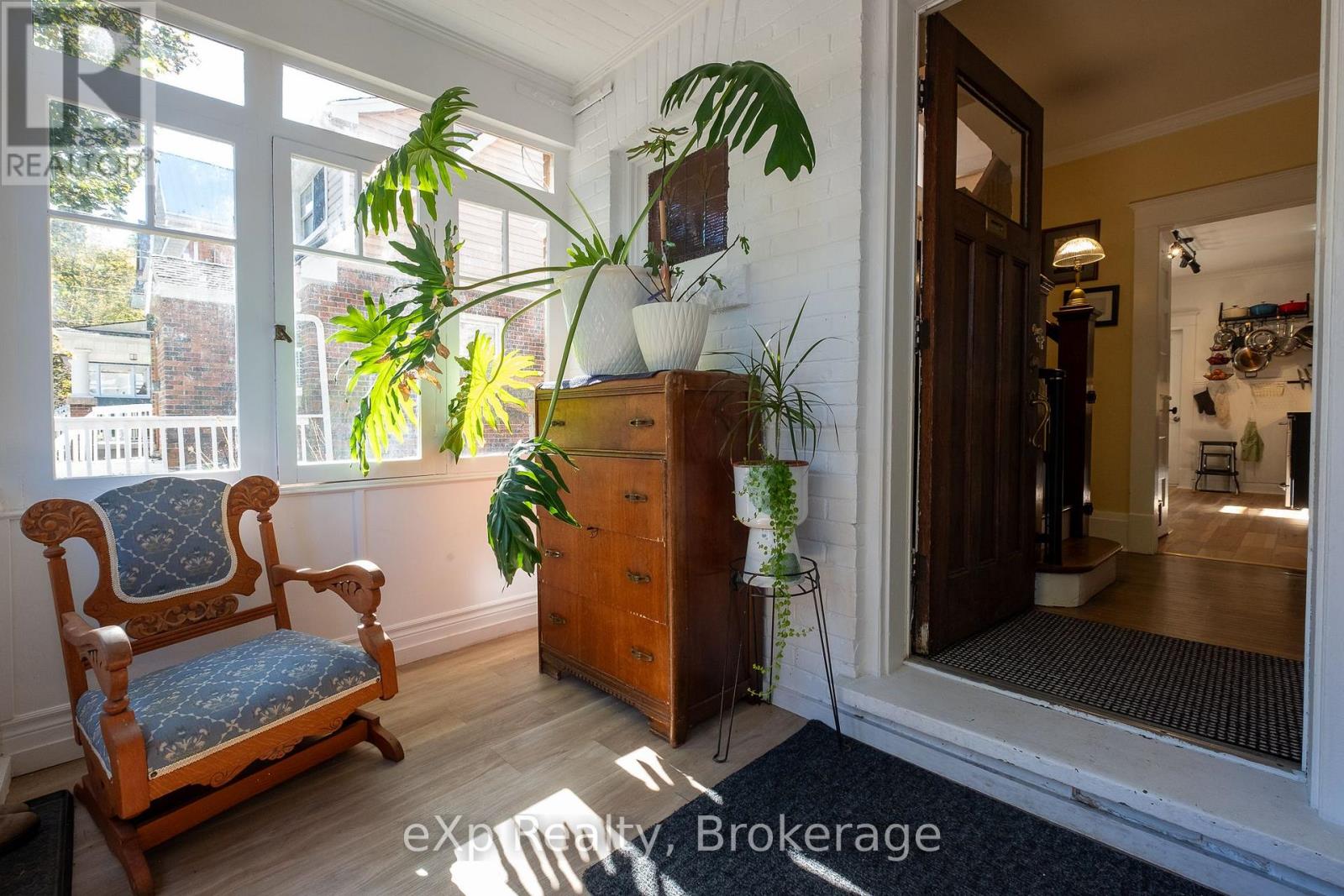 1090 4TH AVENUE A W - 6