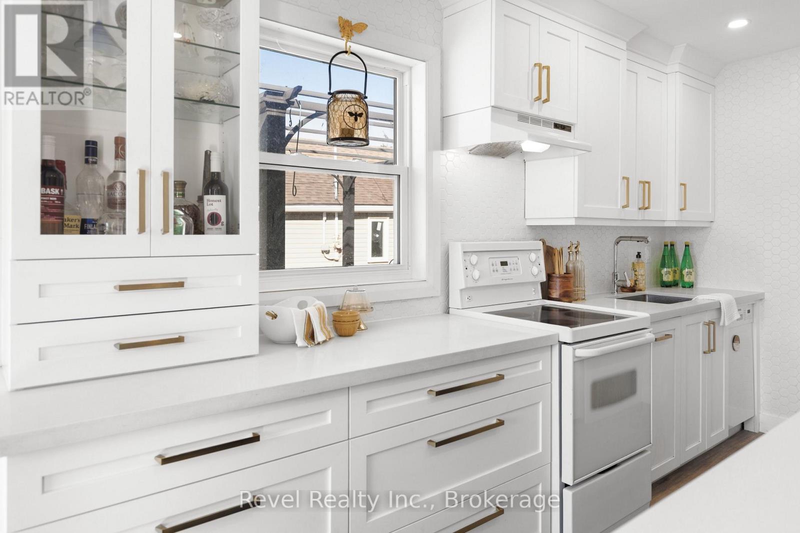 14 Third Street, Kawartha Lakes, ON photo 10