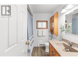 14 Third Street, Kawartha Lakes, ON K0M1L0 Photo 28
