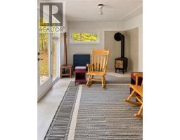 Family room - 190 Route 365, Tilley Road, NB E8M1N4 Photo 8