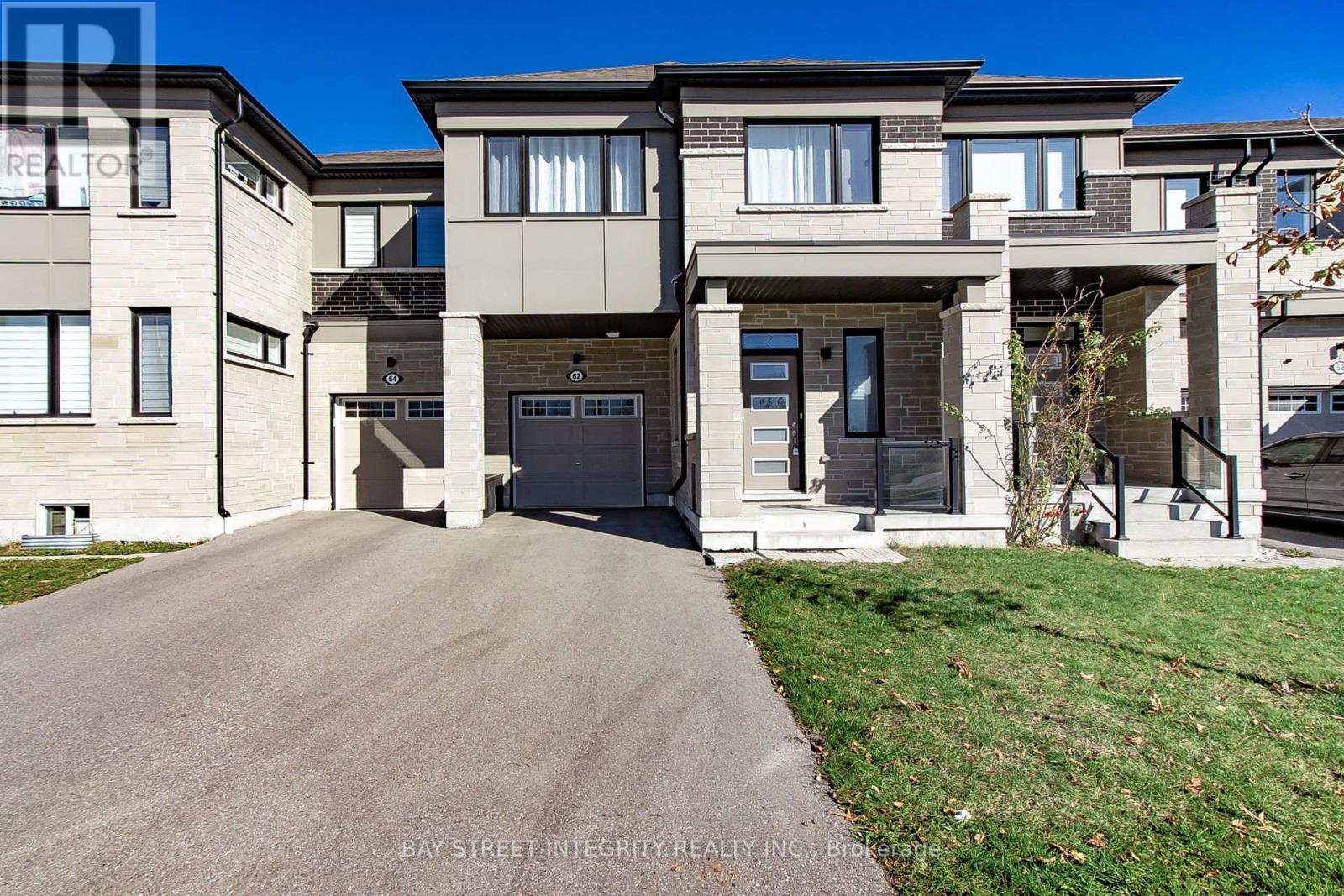 62 Lockyer Drive, Whitby, ON
