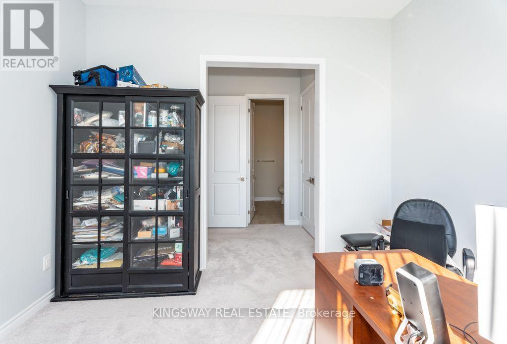 33 Edgar Avenue, Essa, ON photo 17