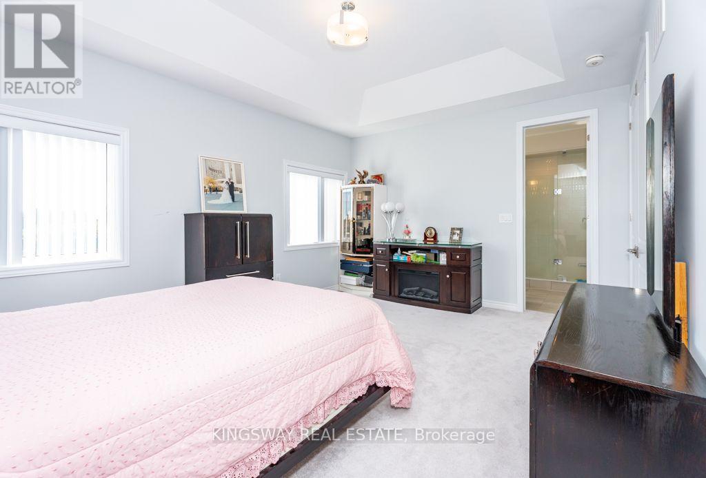 33 Edgar Avenue, Essa, ON photo 25