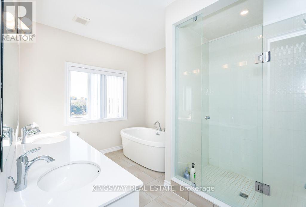 33 Edgar Avenue, Essa, ON photo 27