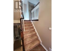 Foyer - 63 Millcliff Circle, Aurora, ON L4G7N9 Photo 11