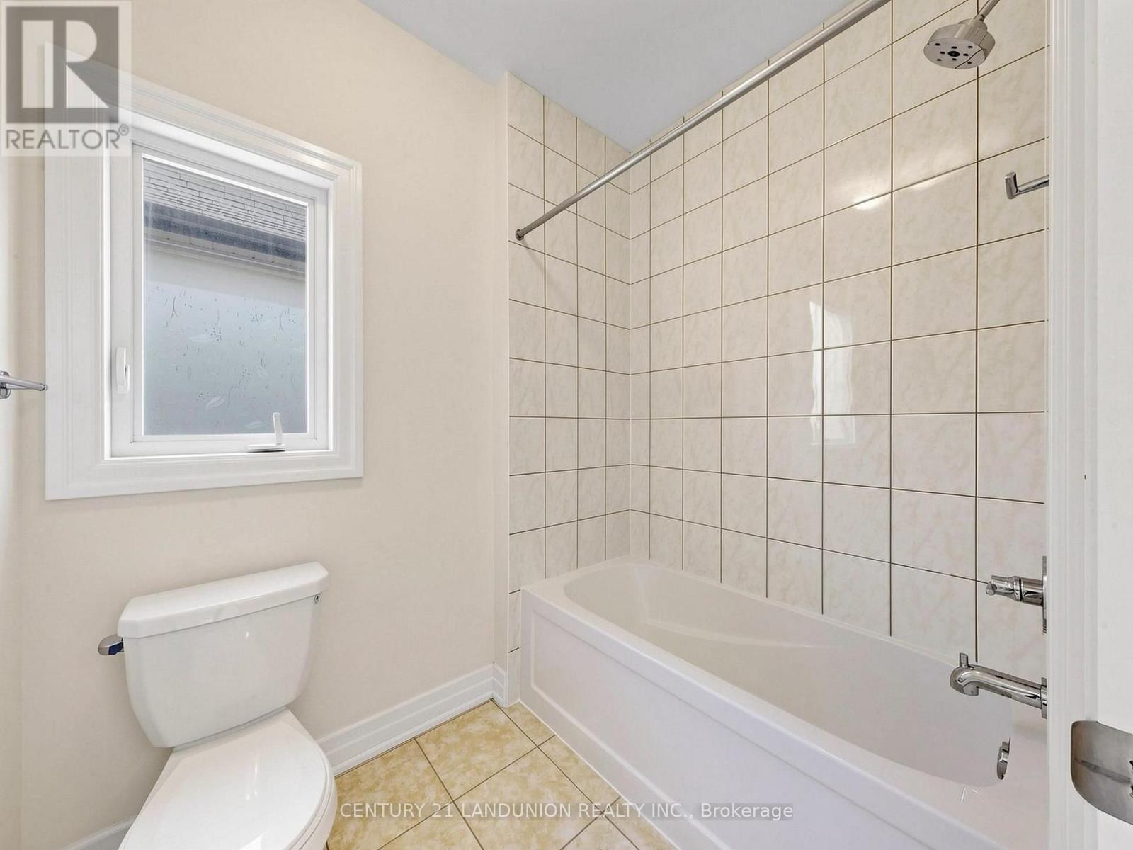 254 Touch Gold Crescent, Aurora, ON photo 39