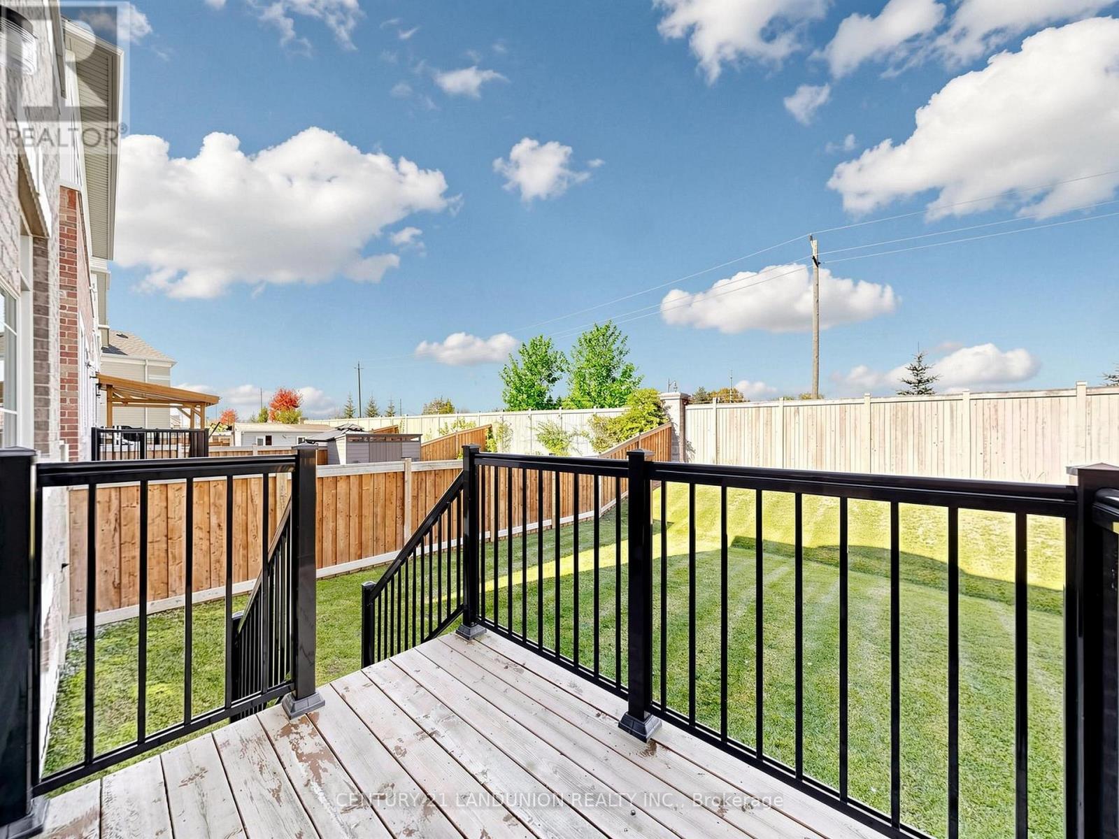 254 Touch Gold Crescent, Aurora, ON photo 49