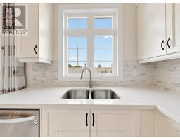 254 Touch Gold Crescent, Aurora, ON L4G3X5 Photo 14