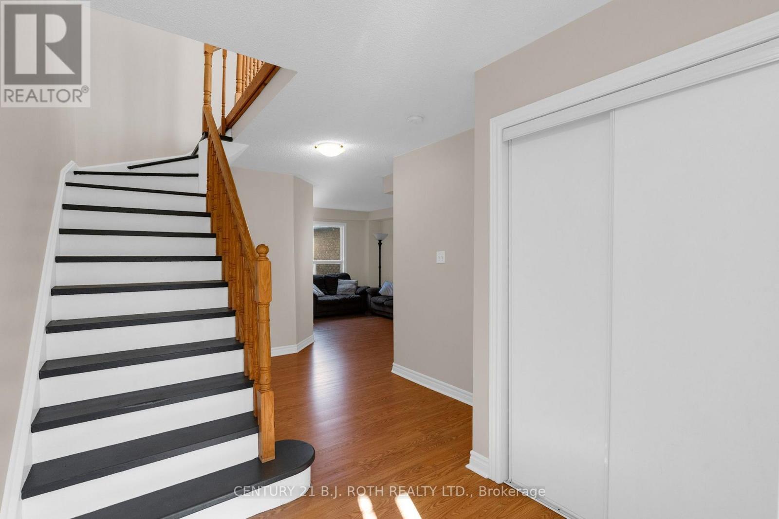 68 Brucker Road, Barrie, ON photo 4