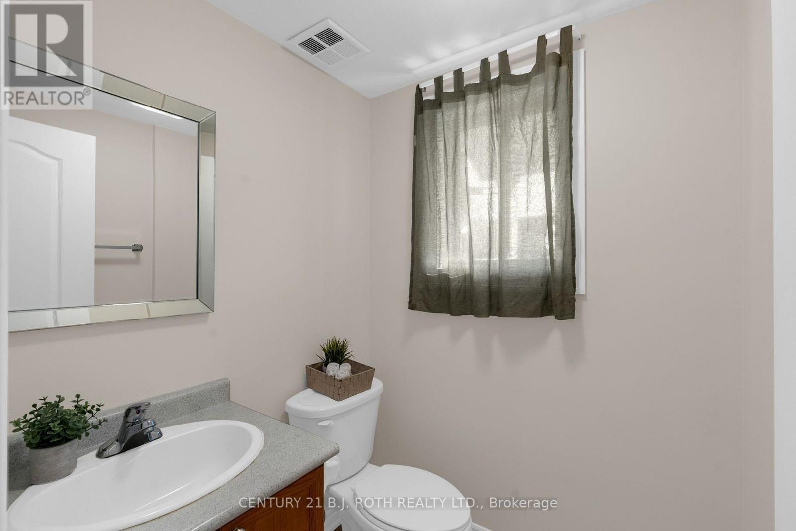 68 Brucker Road, Barrie, ON photo 6