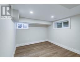 12 Norlong Boulevard, Toronto, ON M4C3W6 Photo 33