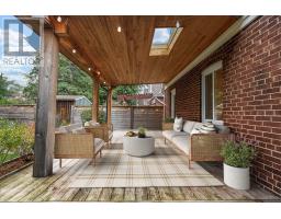 12 Norlong Boulevard, Toronto, ON M4C3W6 Photo 34