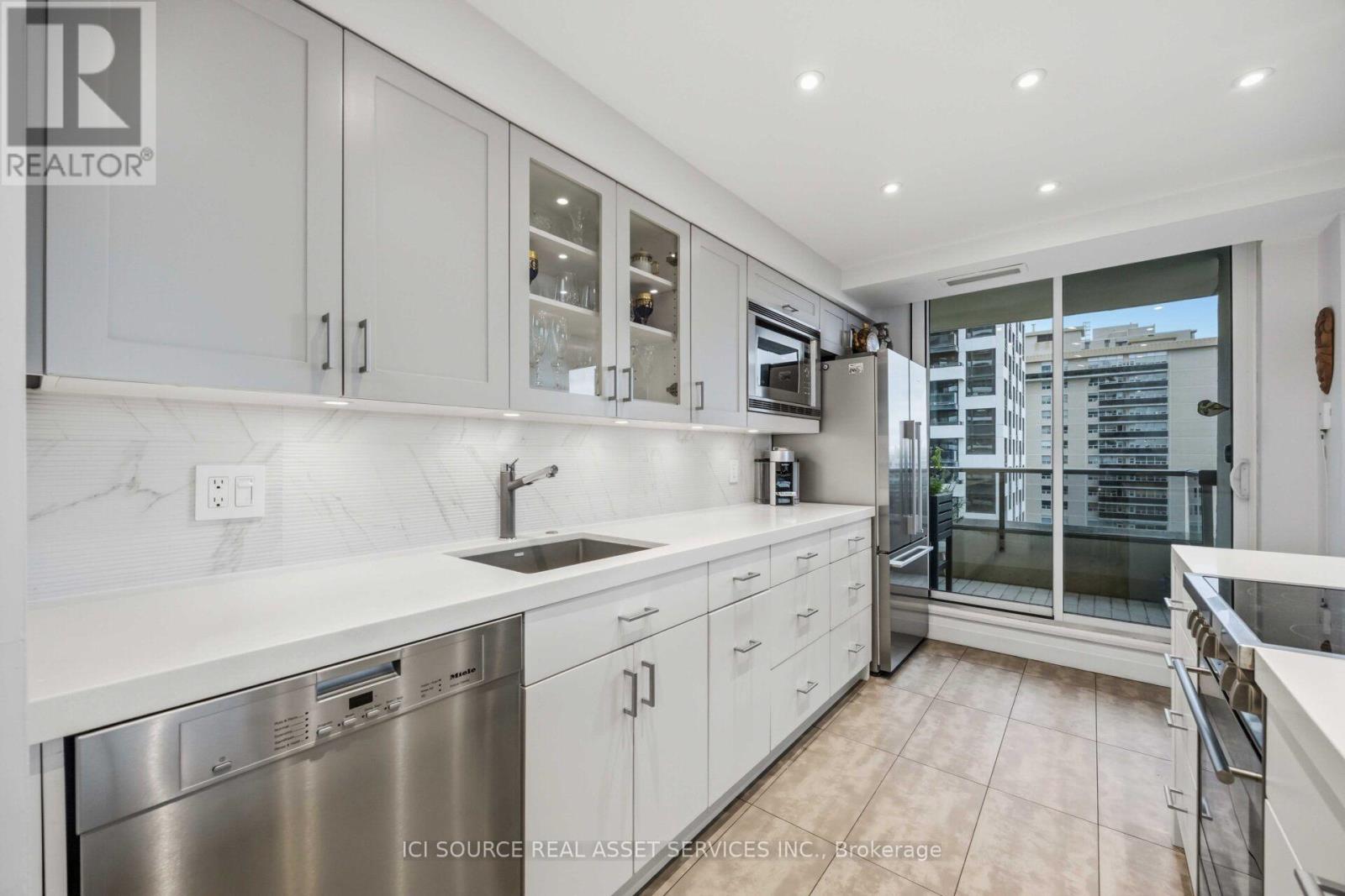 1601- 50 Quebec Avenue, Toronto, ON photo 15
