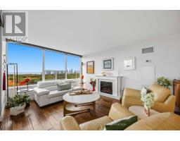 1601 - 50 Quebec Avenue, Toronto, ON M6P4B4 Photo 10