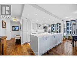 1601 - 50 Quebec Avenue, Toronto, ON M6P4B4 Photo 14