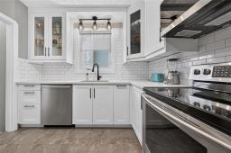 548 Rupertsland Avenue, Winnipeg, MB R2V0H1 Photo 9