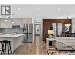 3pc Bathroom - 1415 Lake Ontario Drive Se, Calgary, AB T2J4Y3 Photo 15