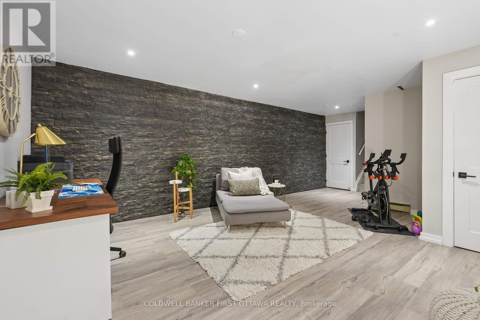 Condos for Sale in Ottawa – 54 – 109 HAXBY PRIVATE, Ottawa – By Peter Sagos - Image 38