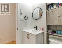 34 Nausett Crescent, Dartmouth, NS B2W5A3 Photo 16