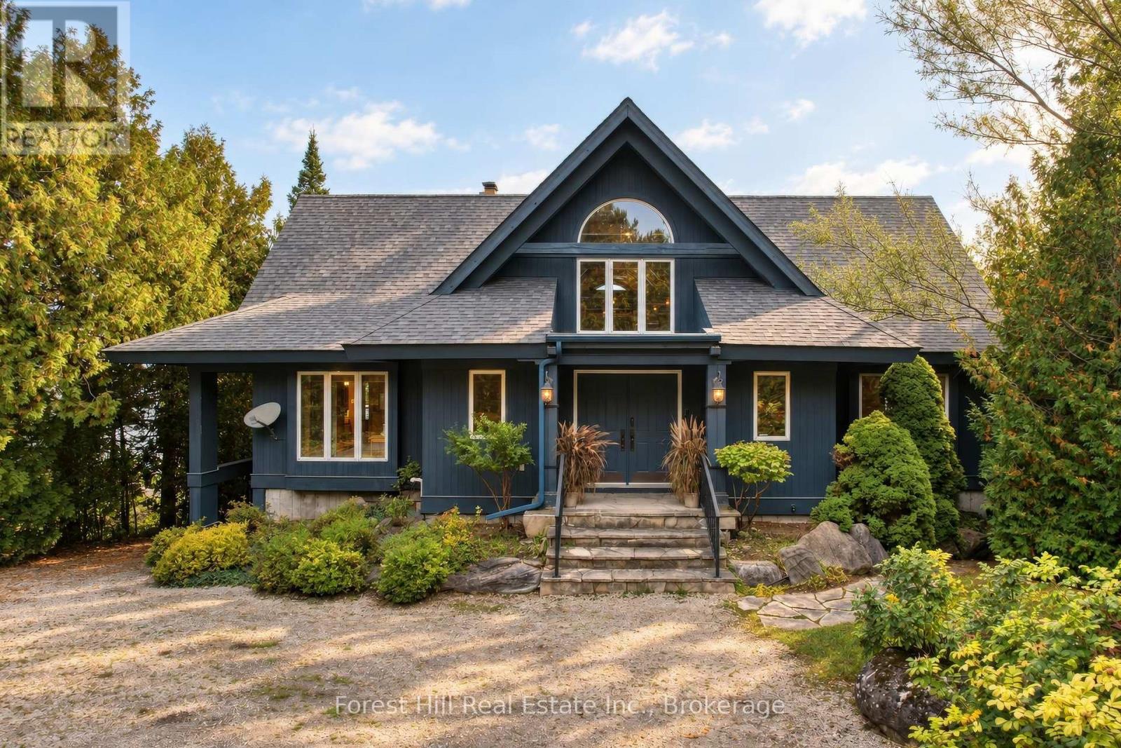 223 CAMERON STREET - 4