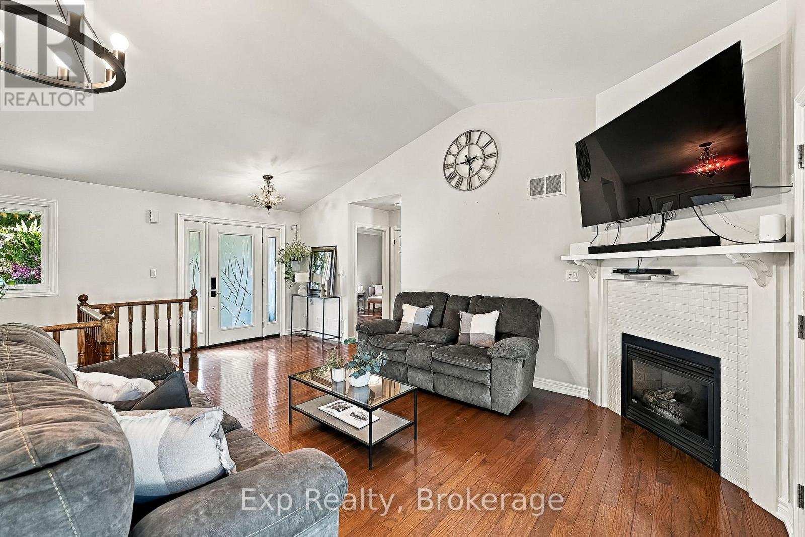 3835 Harwood Road, Hamilton Township, ON photo 11