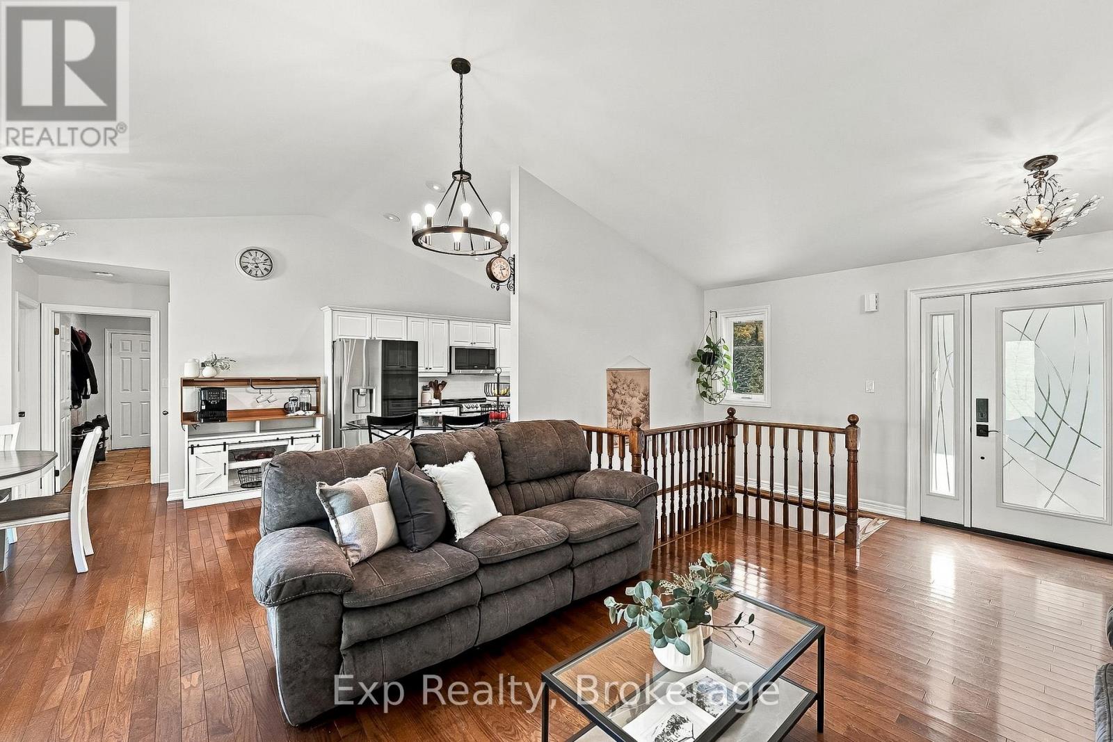 3835 Harwood Road, Hamilton Township, ON photo 12