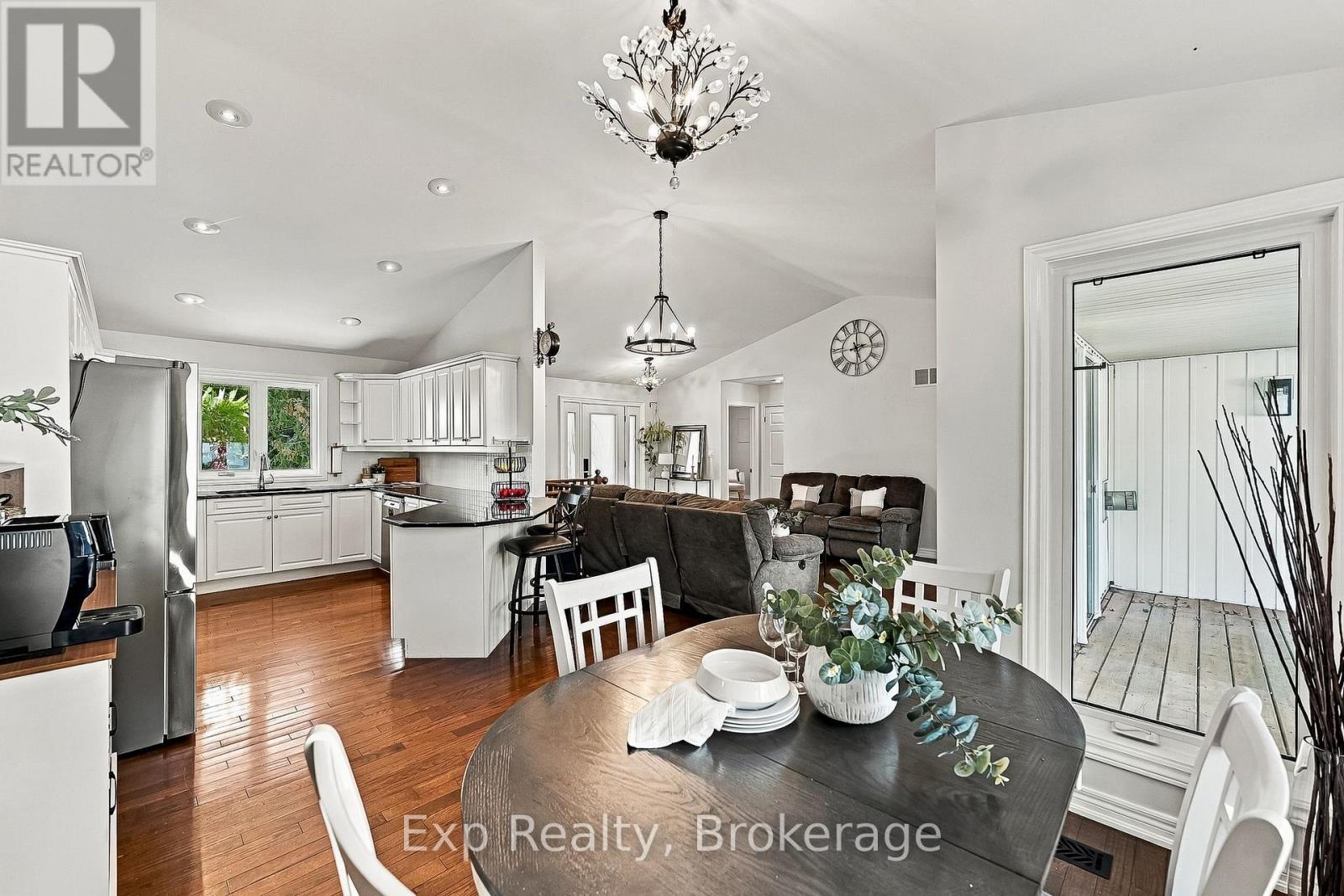3835 Harwood Road, Hamilton Township, ON photo 14
