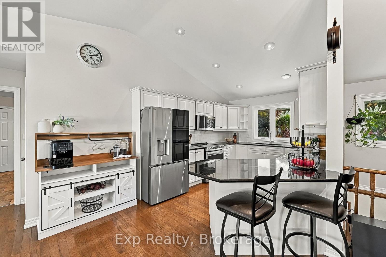 3835 Harwood Road, Hamilton Township, ON photo 16