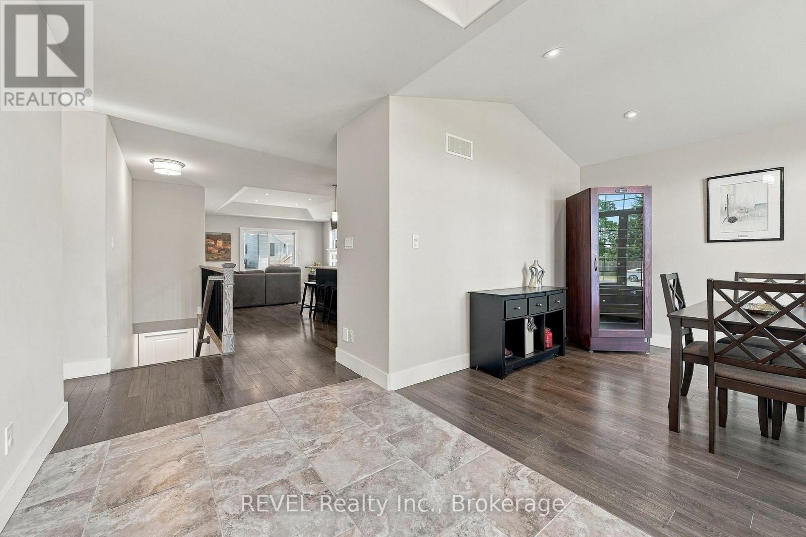 64 Sienna Avenue, Belleville, ON photo 7