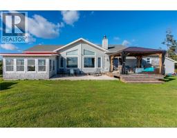 77 Rayworth Beach Lane, photo 2