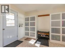 77 Rayworth Beach Lane, photo 7