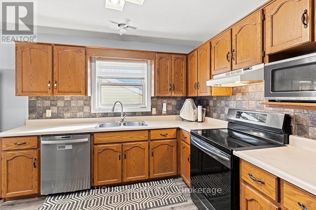 307 Jeremys Crescent, Wellington North, ON photo 16
