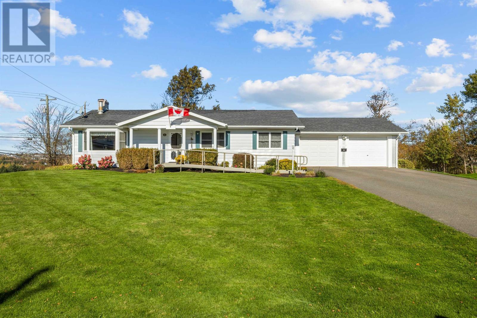 1 Upper Tea Hill