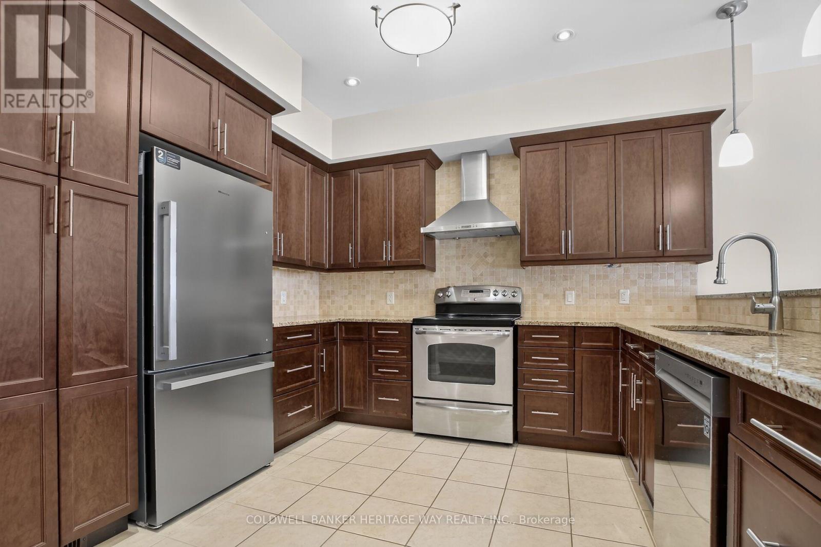 3 Bed, 3 Bath House for Sale in Carleton Place – 135 ELIZABETH STREET, Carleton Place – MLS# X14103834 - Image 12
