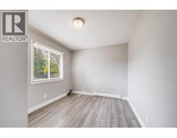 623 Edinborough, Windsor, ON N8X3C8 Photo 13