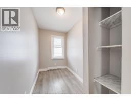623 Edinborough, Windsor, ON N8X3C8 Photo 17