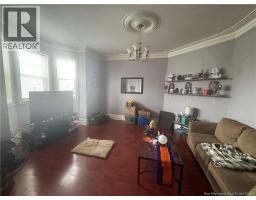 160 Charlotte Street, photo 4