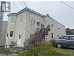 160 Charlotte Street, photo 2