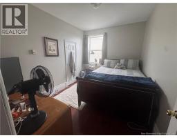 160 Charlotte Street, photo 11